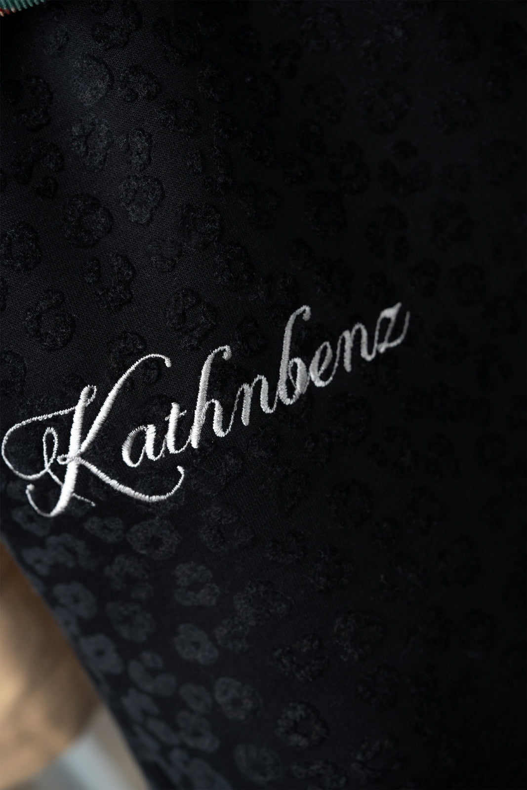 Kathnbenz streetwear pants black men Shadow Scales back view relaxed