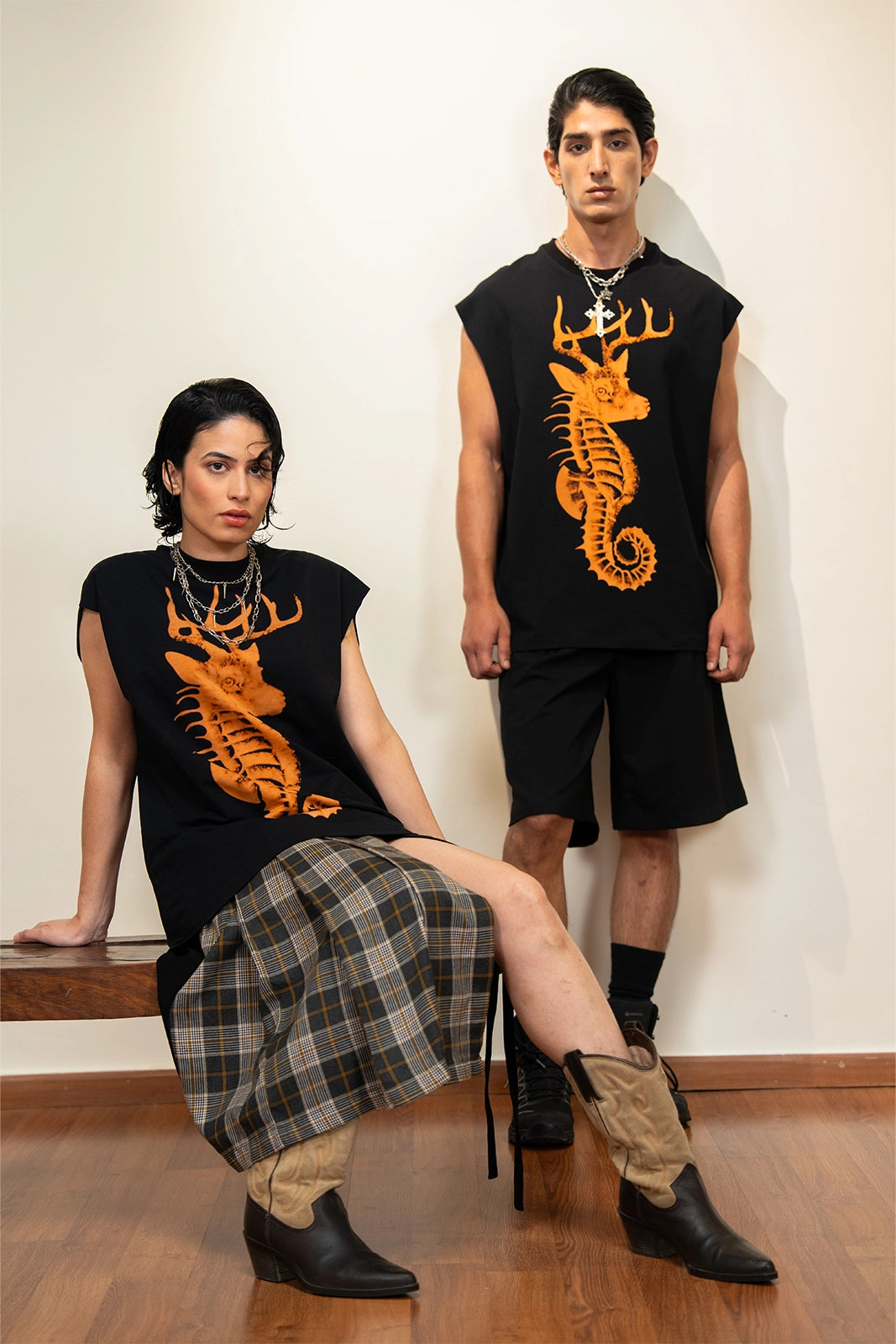 Sea Reindeer Vest - Black