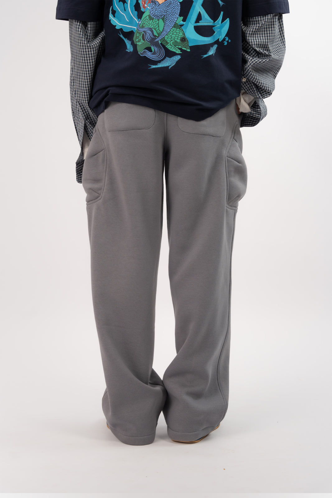 Kathnbenz streetwear pants grey men Structure Six back view relaxed