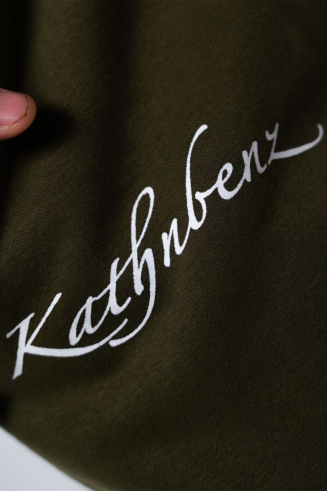 Kathnbenz streetwear pants olive green men Low Gravity back view relaxed